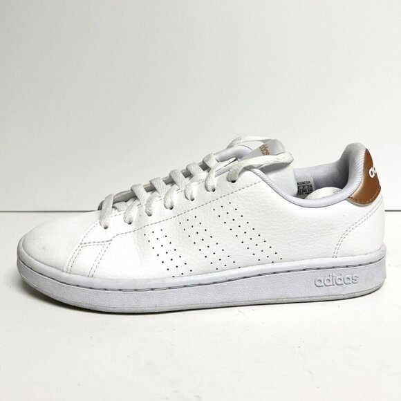 adidas Shoes - adidas Womens Advantage Sneaker White Size 7.5 M